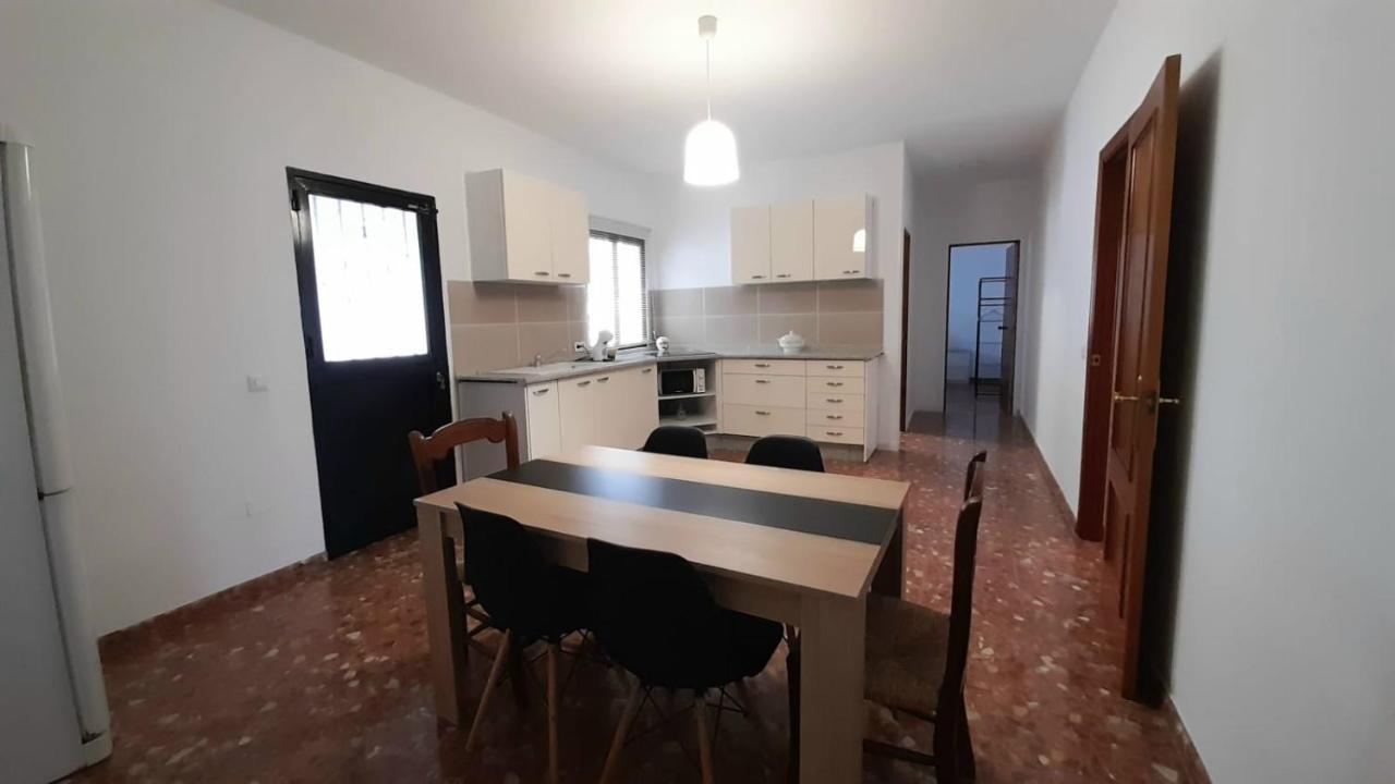 Casa Rural Dona Catalina Jimena De La Frontera Exteriör bild