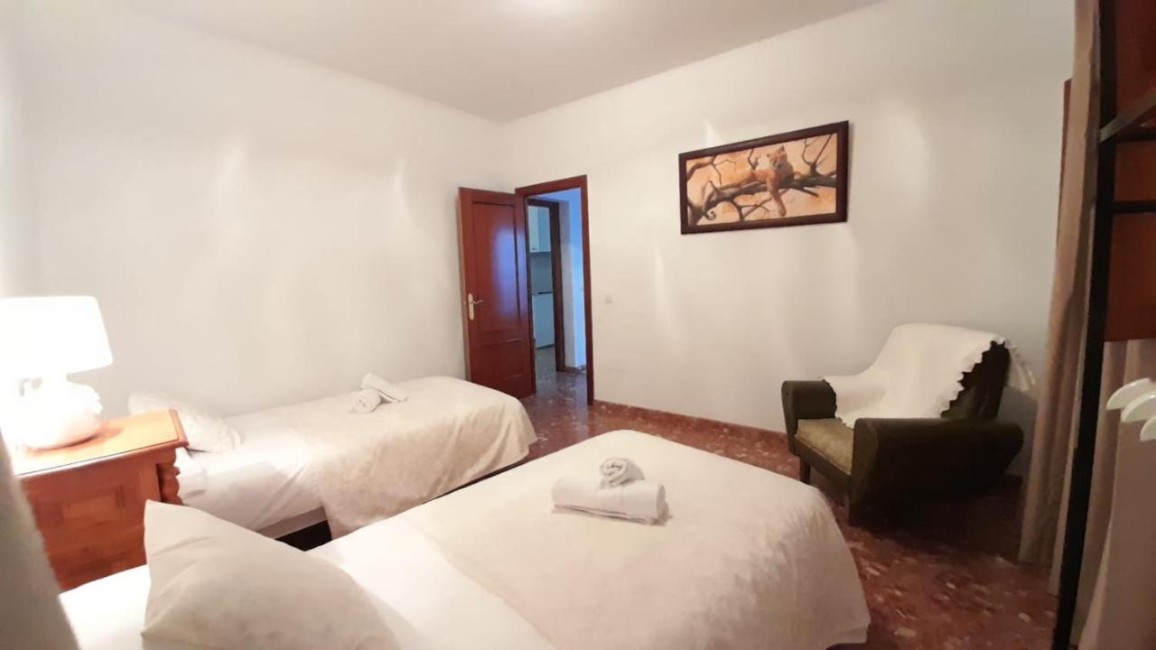 Casa Rural Dona Catalina Jimena De La Frontera Exteriör bild