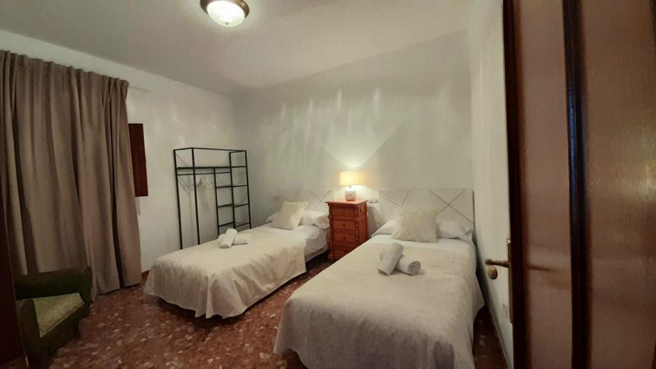 Casa Rural Dona Catalina Jimena De La Frontera Exteriör bild